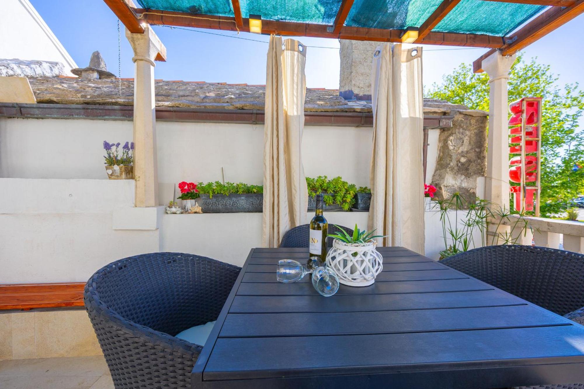 Apartments Tanja Baška Voda Εξωτερικό φωτογραφία