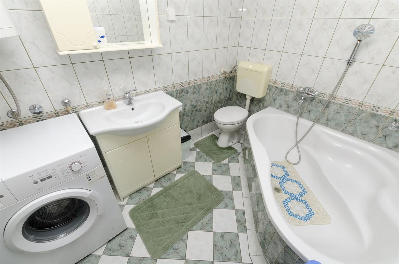 Apartments Tanja Baška Voda Εξωτερικό φωτογραφία